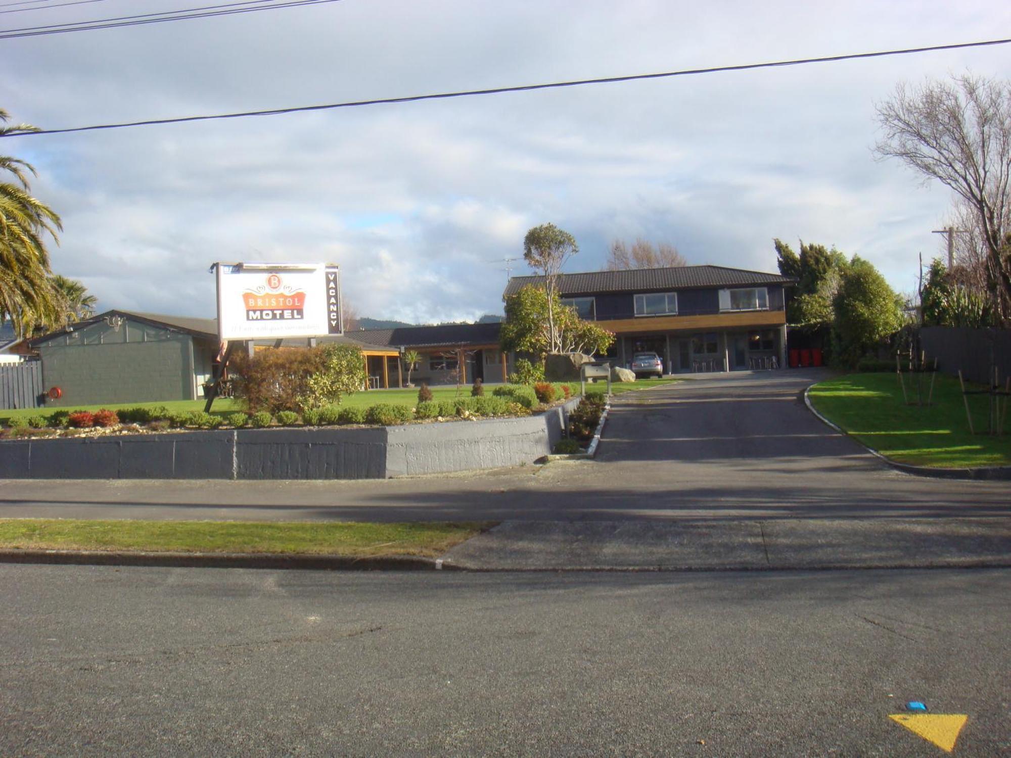 Bristol Motel Upper Hutt Eksteriør bilde